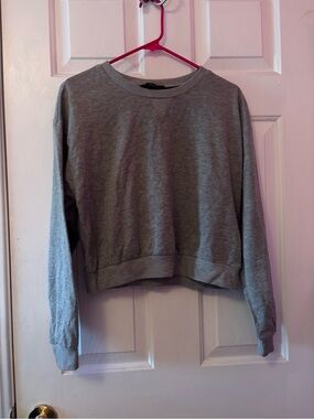Forever 21 Gray Crewneck Sweatshirt